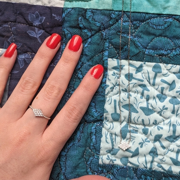 Charmed Aroma Dainty Ring & Necklace Set | Golden Sunrise Candle Collect… - Picture 2 of 9